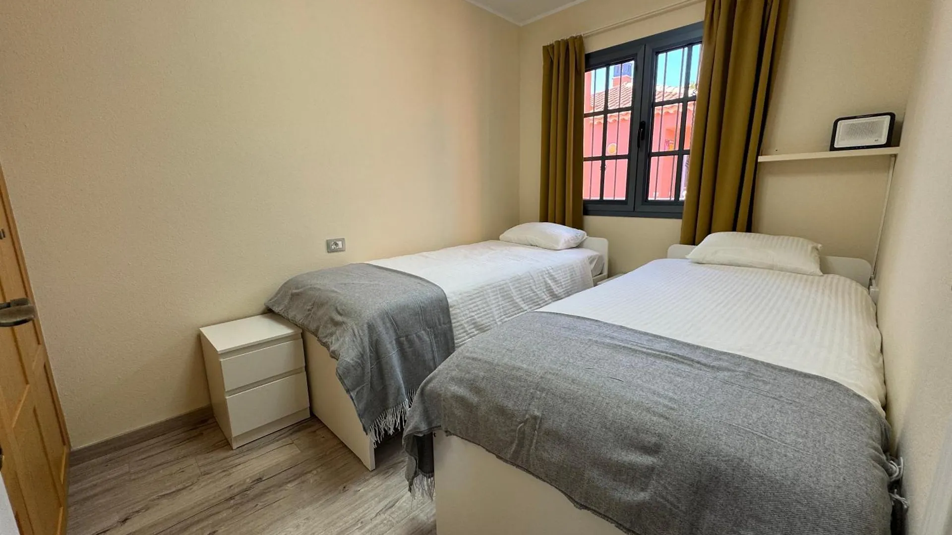 Island Breeze Tenerife Arona  Apartment