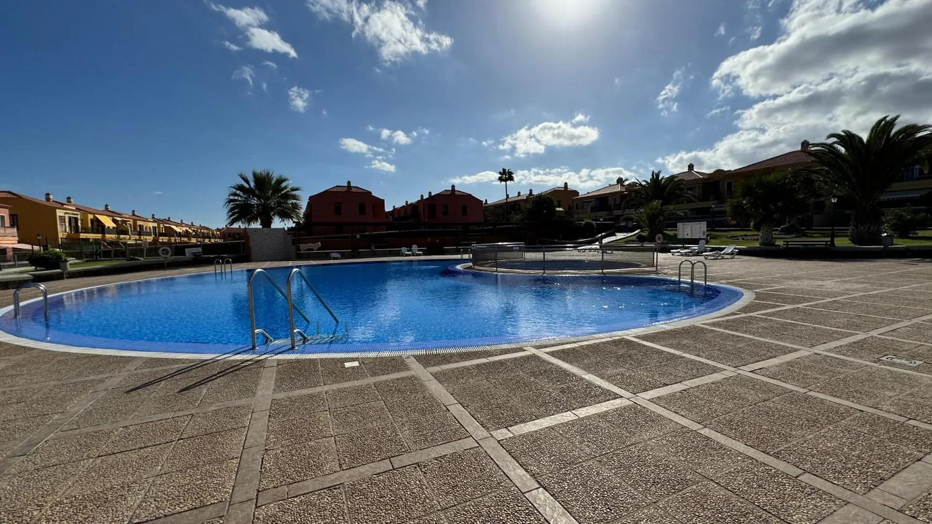 Island Breeze Tenerife 阿罗纳